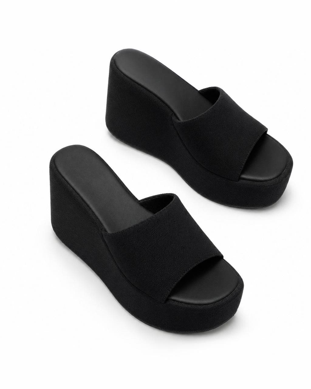 Noir Lift Wedge